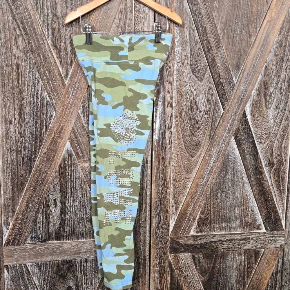 Justice Girls Camouflage Leggings Size‎ 8 Rhinestone LOVE Detail Green Blue